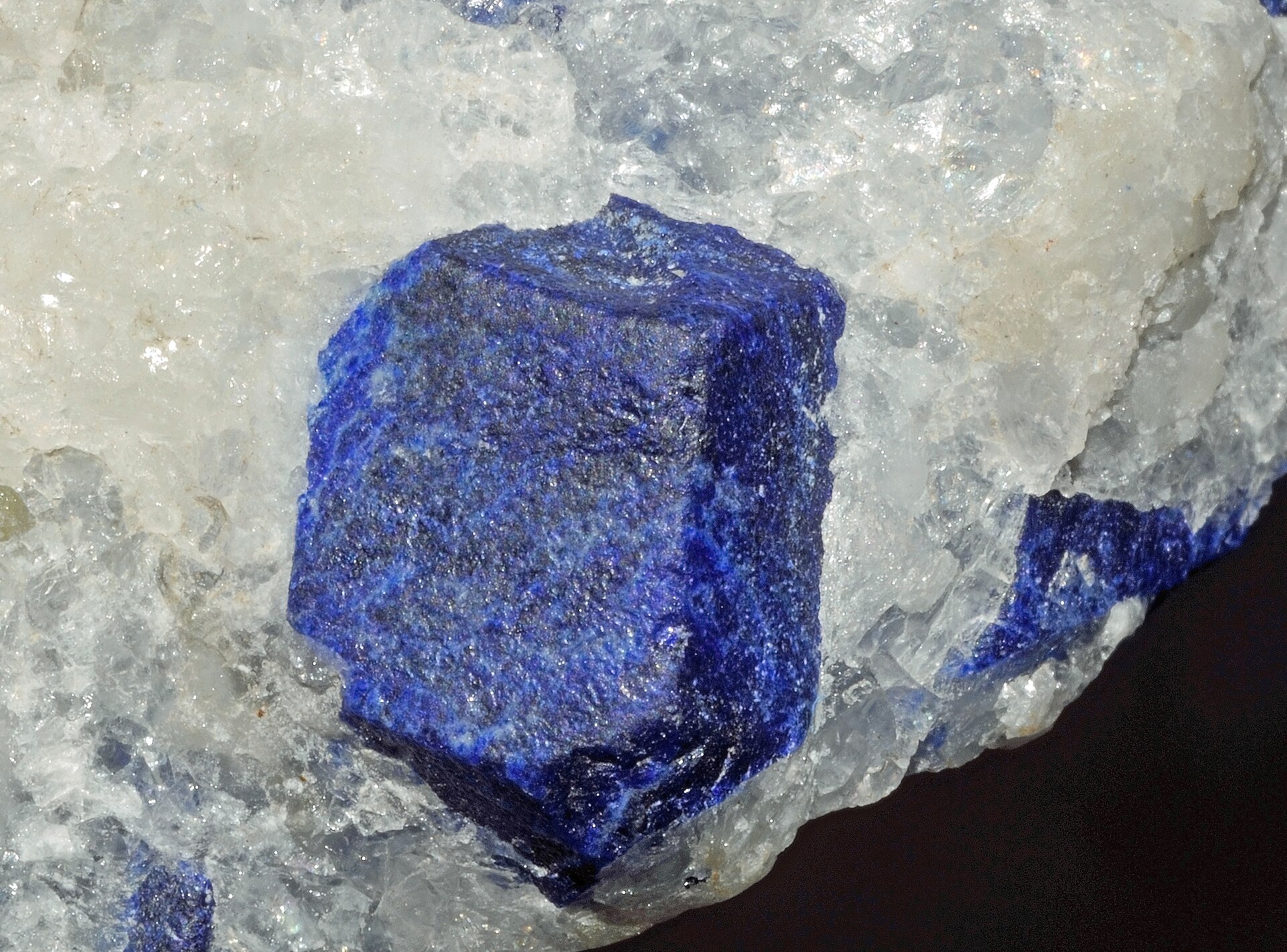 Lapis lazuli mineral specimen — crystals of lazurite : Ladjuar Medam (Lajur Madan ; Lapis-lazuli Mine ; Lapis-lazuli deposit), Sar-e