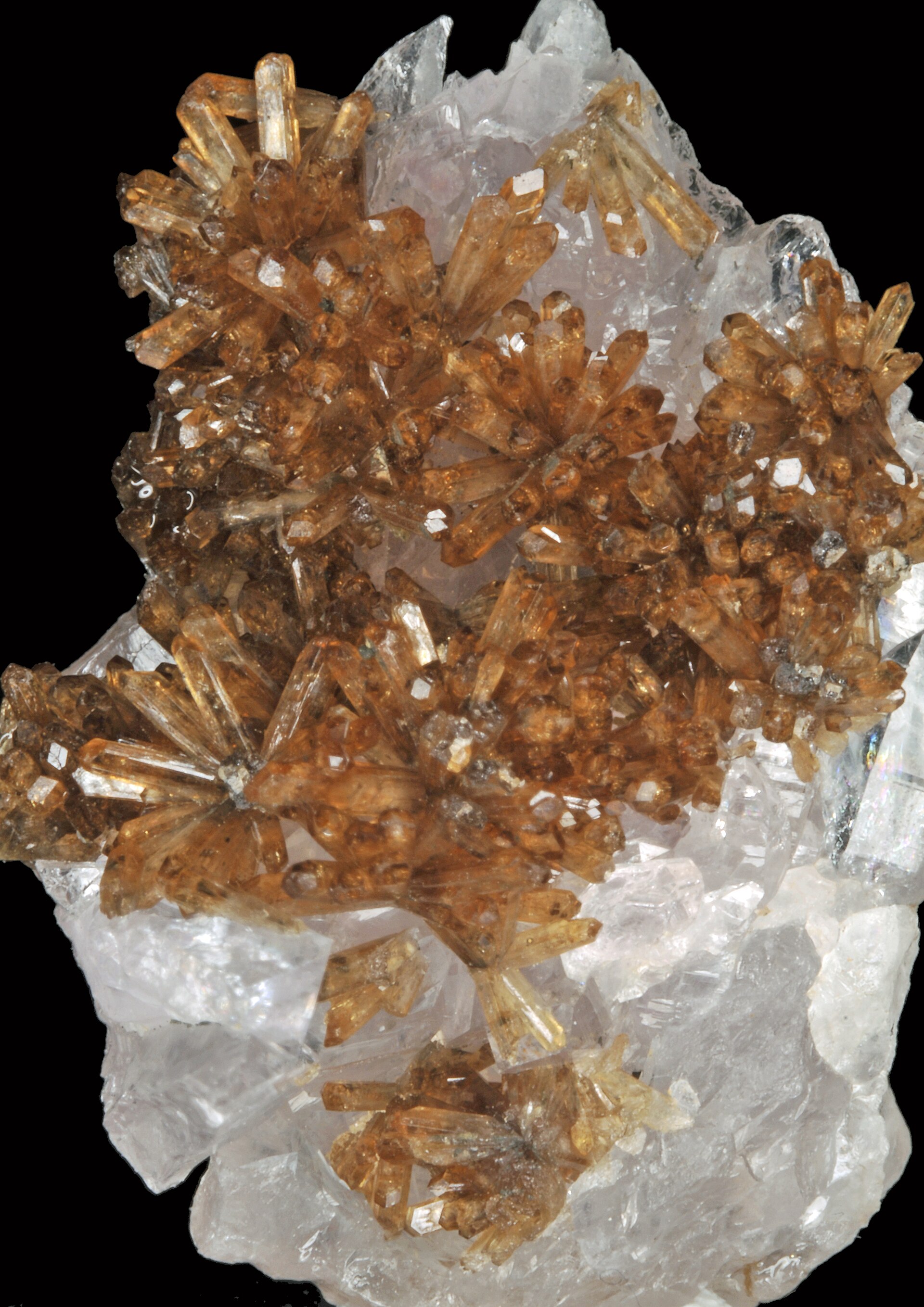 Rose quartz mineral specimen — crystals of eosphorite, crystals of rose quartz : Ilha claim, Taquaral, Itinga, Jequitinhonha Valley