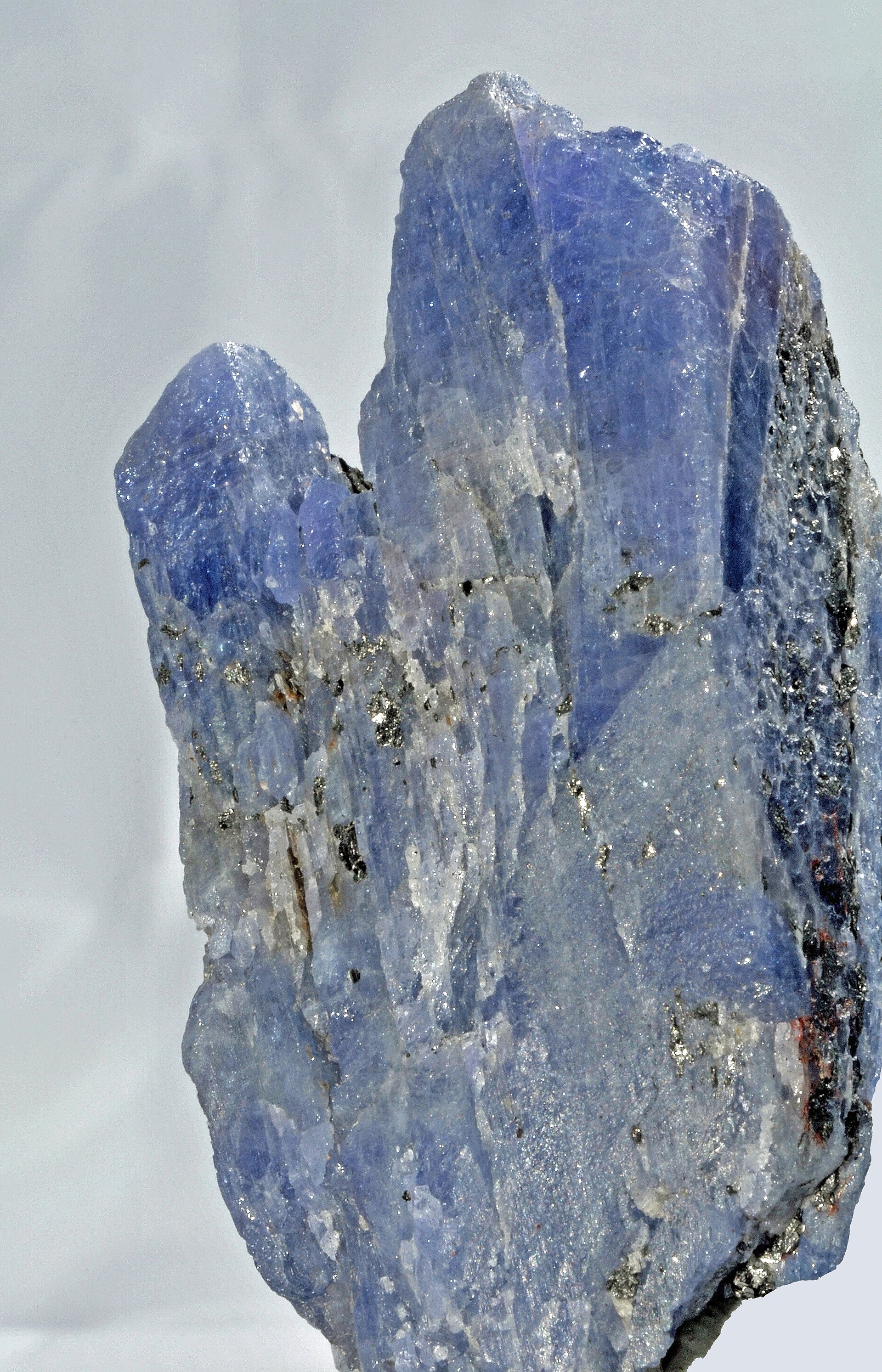 Tanzanite mineral specimen — crystals of zoisite var. tanzanite : Merelani Hills (Mererani), Lelatema Mts, Arusha Region, Tanzani